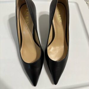 NEW - Ralph Lauren pointy-toe Lanette pumps